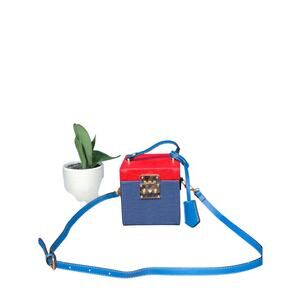 Elegant PU Leather Tote Bag with Flip Lock